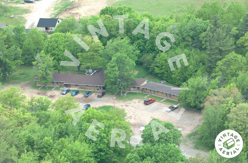 Midway Motel and Restaurant - 2004 Photo (newer photo)